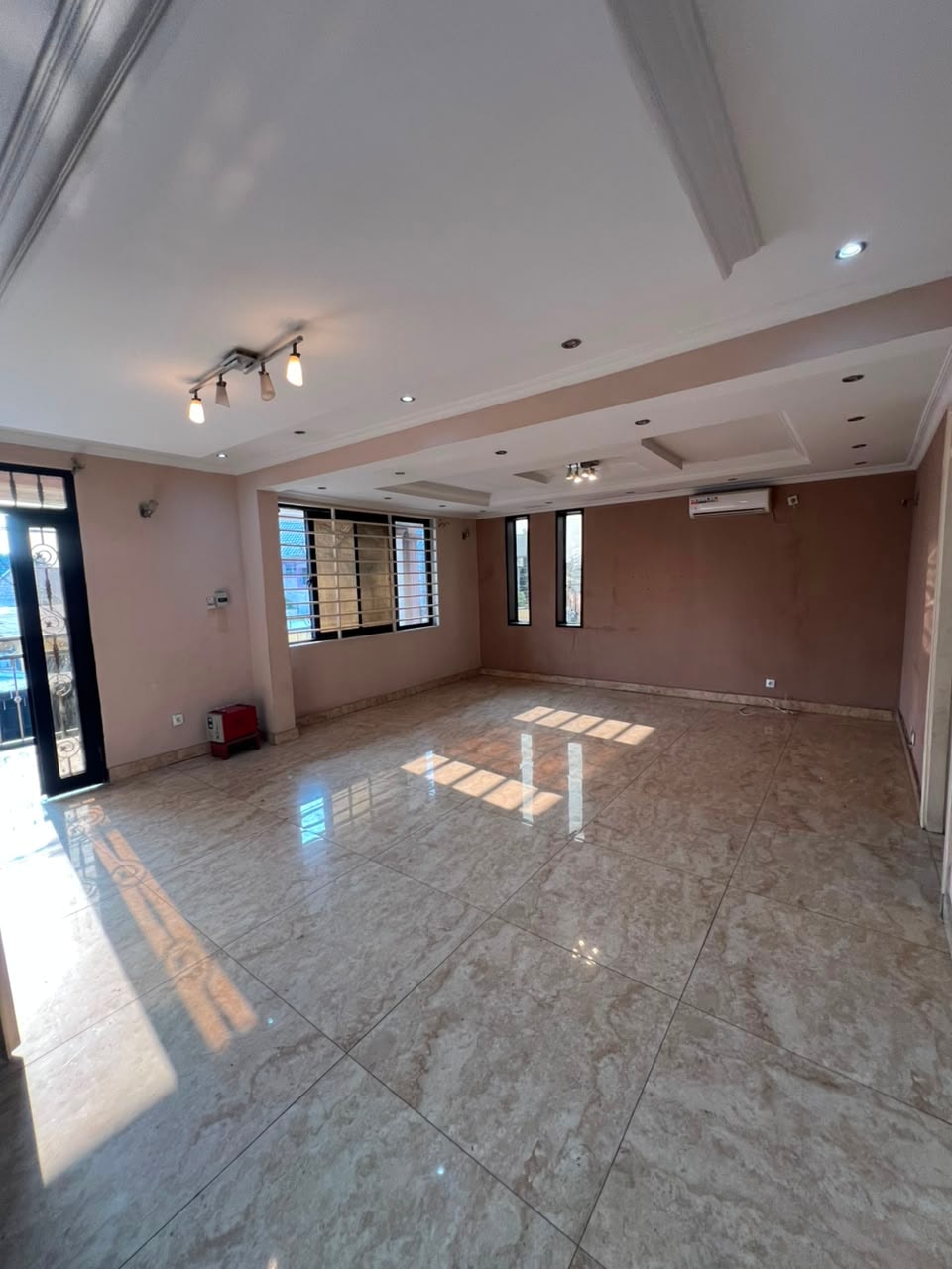 3 chambres — Appartement à louer
